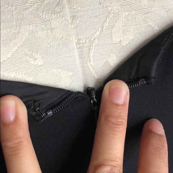 Maggie London Hour Glass Black Dress - Picture 5 of 8